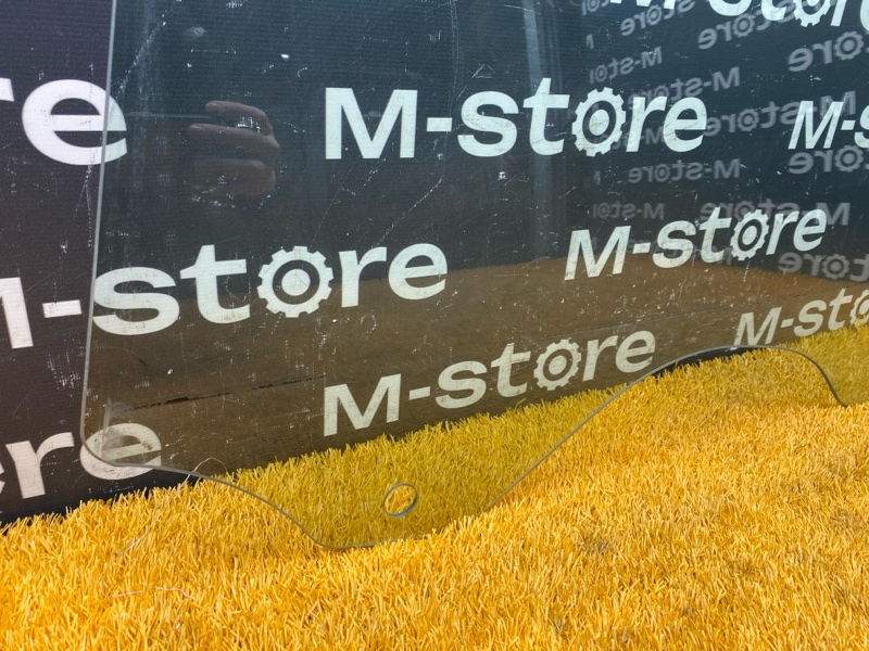 Стекло боковое, 1300 рублей, Красноярск