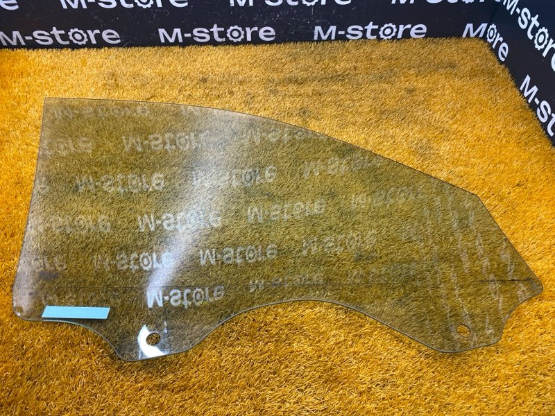 Стекло боковое, 1300 рублей, Красноярск