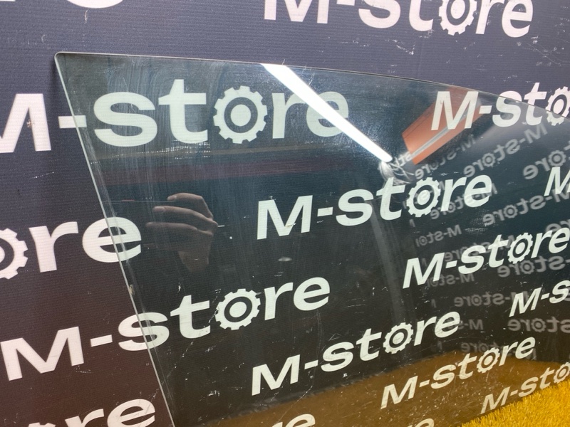 Стекло боковое, 1300 рублей, Красноярск