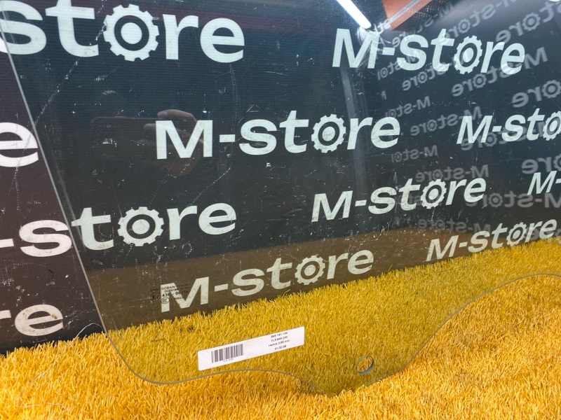 Стекло боковое, 1300 рублей, Красноярск