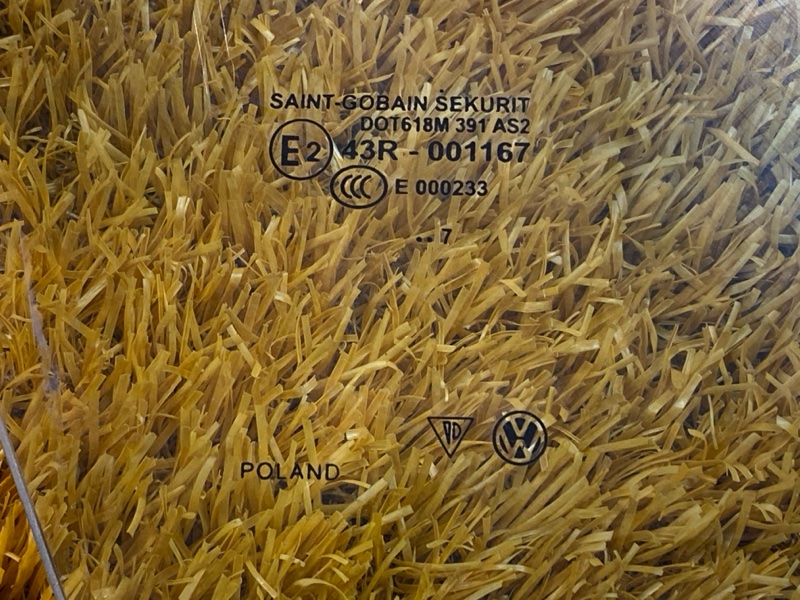 Стекло боковое, 1300 рублей, Красноярск