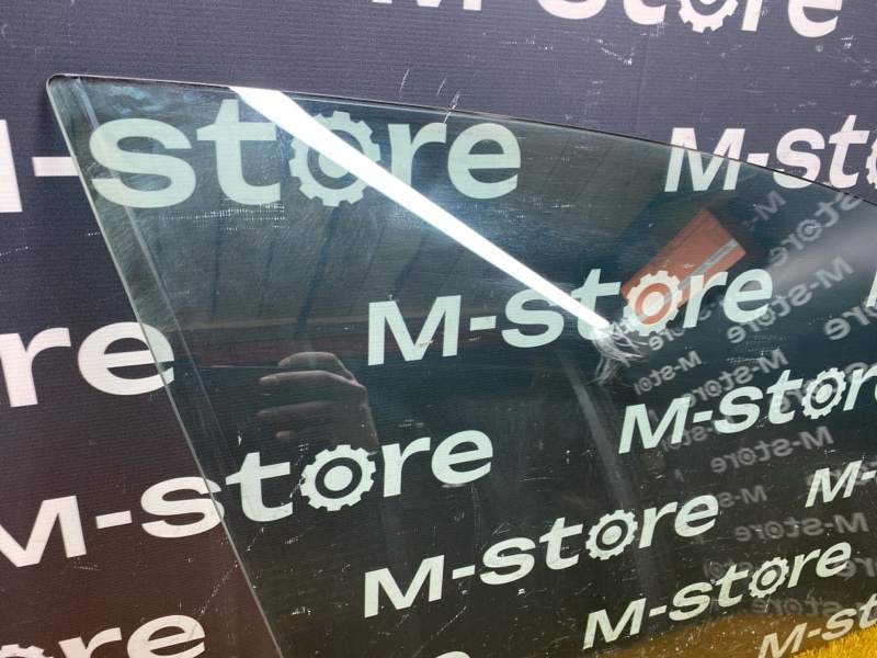 Стекло боковое, 850 рублей, Красноярск