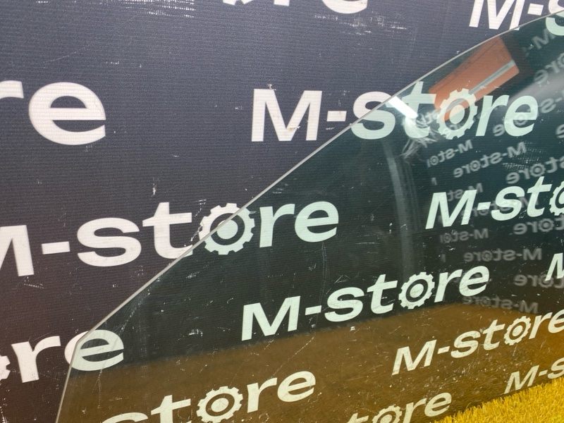 Стекло боковое, 1300 рублей, Красноярск