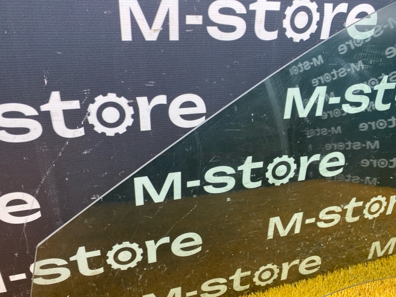 Стекло боковое, 1500 рублей, Красноярск