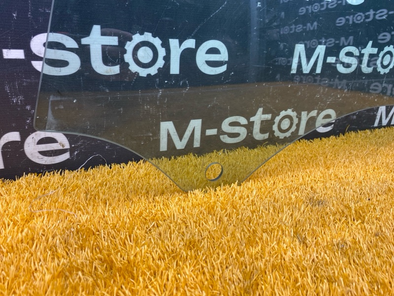 Стекло боковое, 1500 рублей, Красноярск