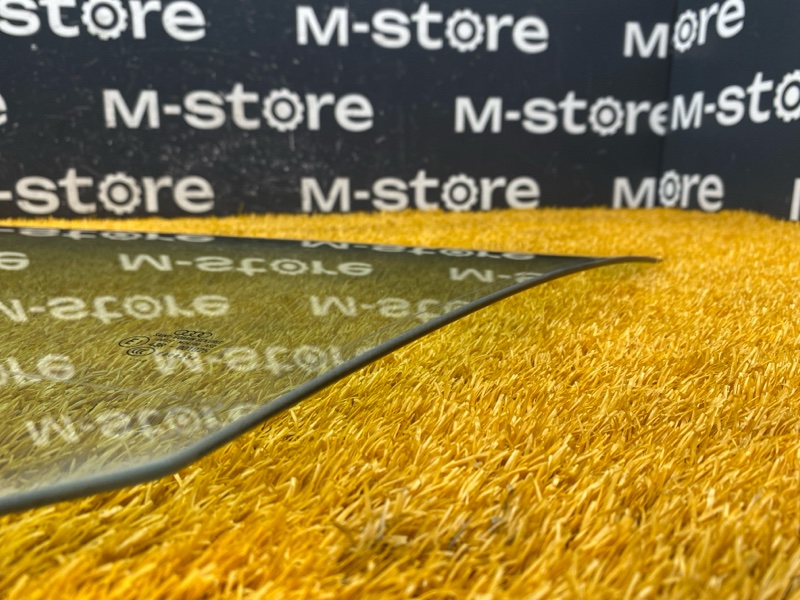 Стекло боковое, 1500 рублей, Красноярск