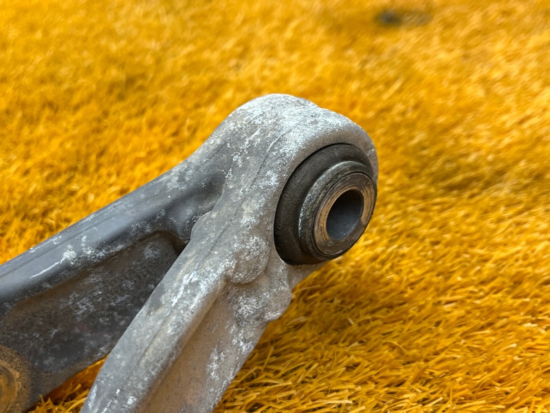 Рычаг подвески нижний, 1000 рублей, Красноярск