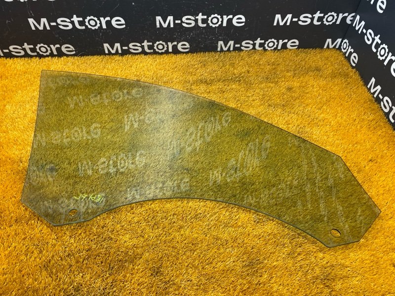 Стекло боковое, 700 рублей, Красноярск