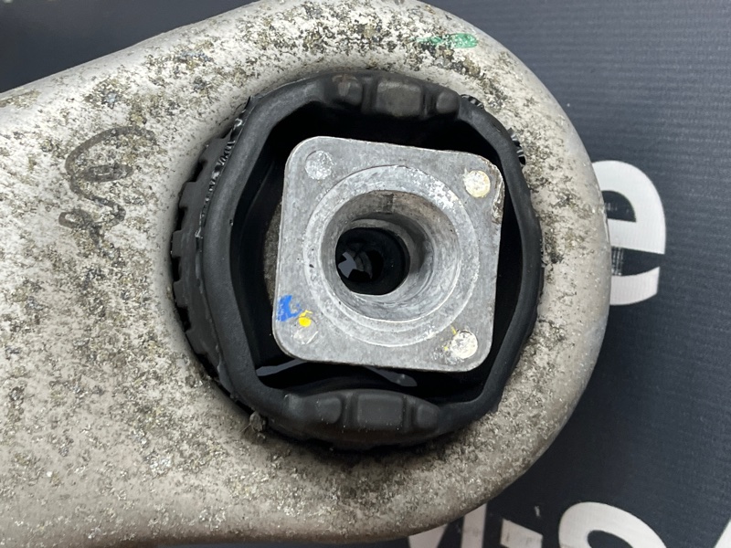 Балка поперечная (подрамник), 1800 рублей, Красноярск