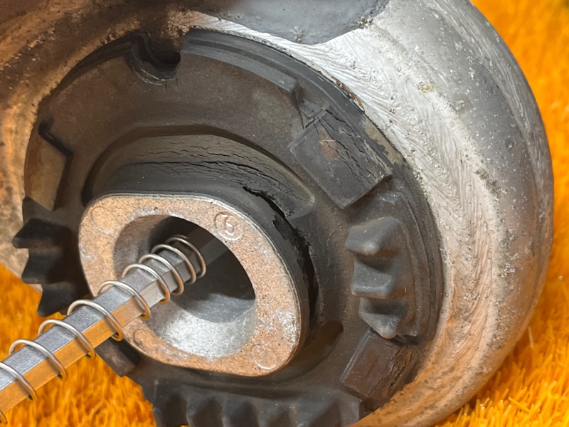 Балка поперечная (подрамник), 1800 рублей, Красноярск