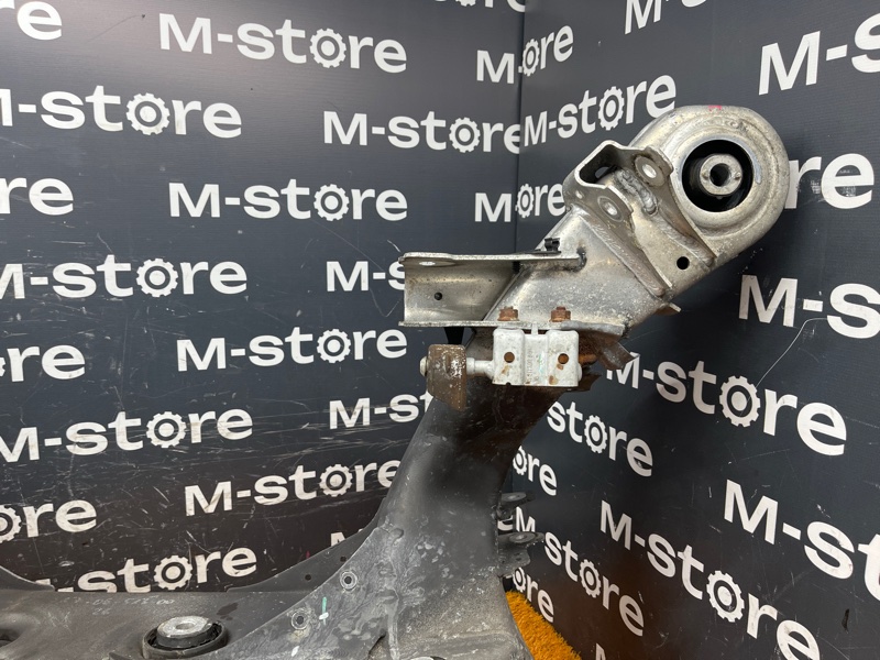 Балка поперечная (подрамник), 1800 рублей, Красноярск