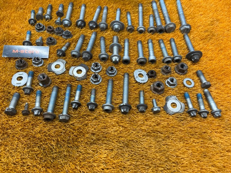 Болты и гайки задней подвески, 1600 рублей, Красноярск