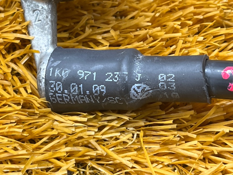 Клемма аккумулятора минус, 300 рублей, Красноярск