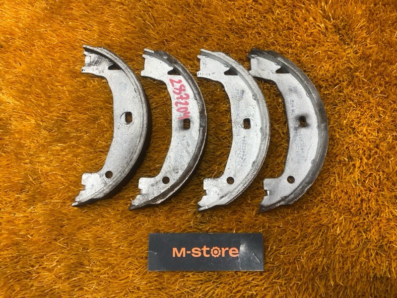 Колодки ручника, 500 рублей, Красноярск