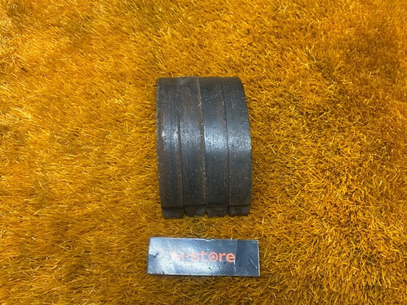 Колодки ручника, 500 рублей, Красноярск