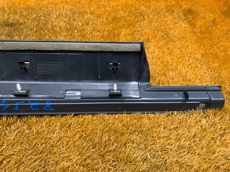 Накладка на порог салона, 1000 рублей, Красноярск