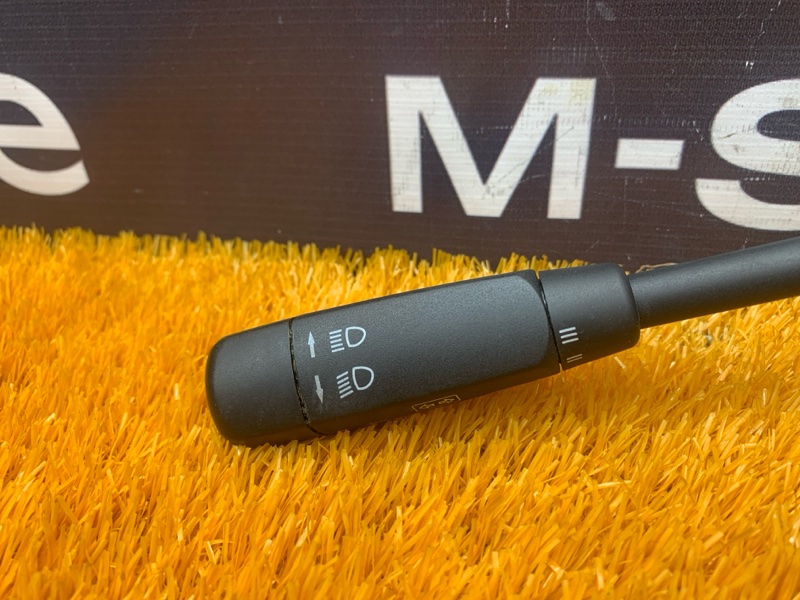 подрулевой переключатель, 1000 рублей, Красноярск