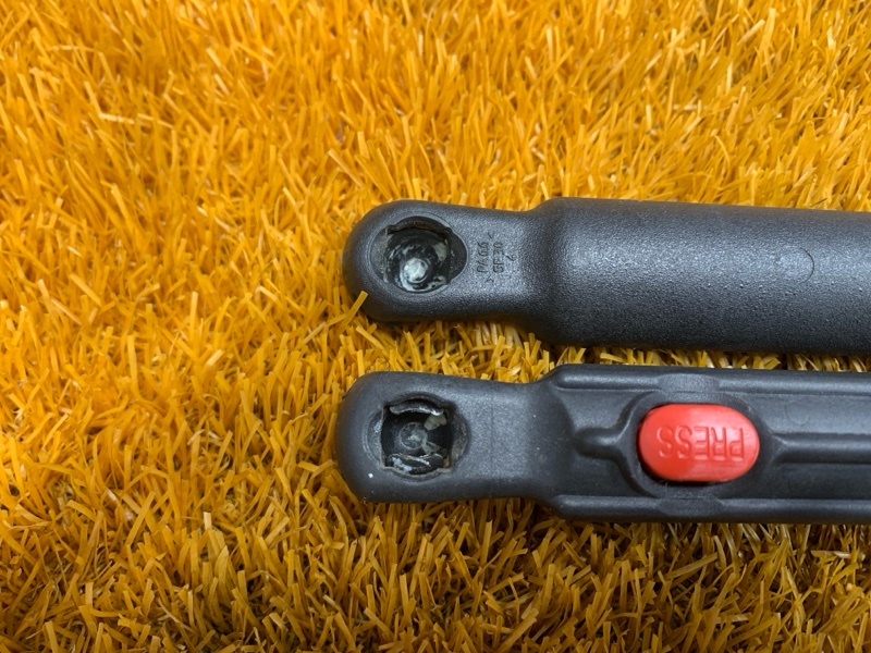 амортизатор капота, 2000 рублей, Красноярск