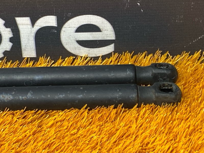 амортизатор капота, 1000 рублей, Красноярск