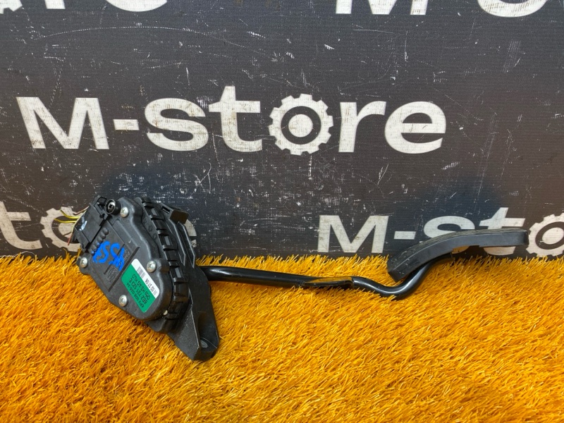 педаль газа, 400 рублей, Красноярск