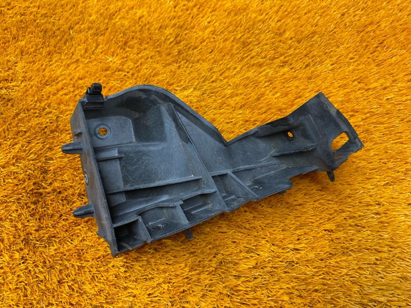 крепление бампера, 1800 рублей, Красноярск