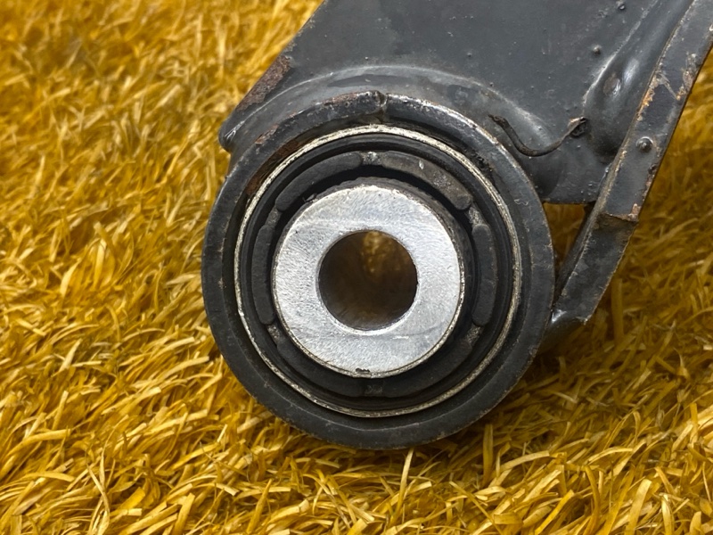 Рычаг подвески верхний, 1500 рублей, Красноярск