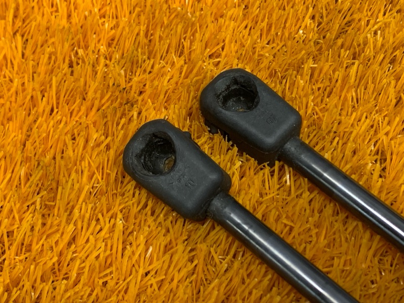 амортизатор багажника, 1200 рублей, Красноярск