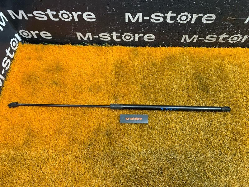 амортизатор капота, 1000 рублей, Красноярск