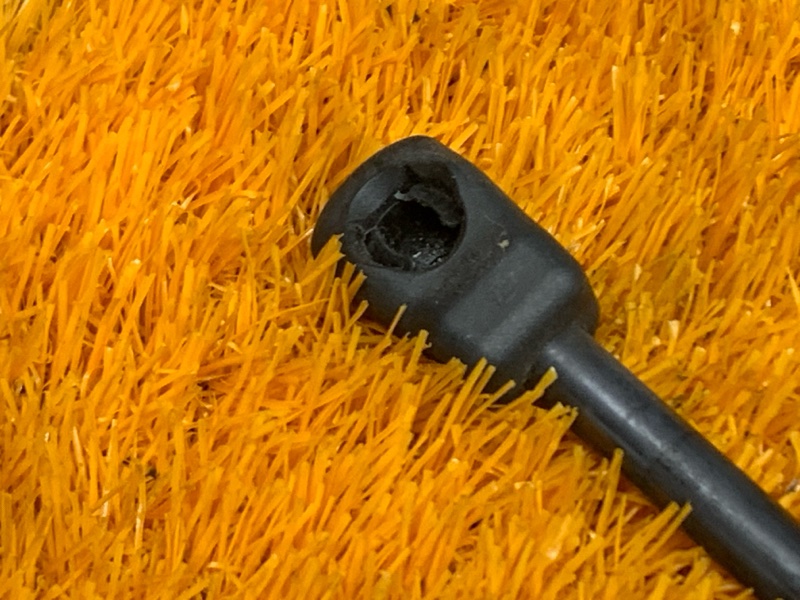 амортизатор капота, 1000 рублей, Красноярск