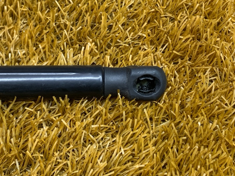 амортизатор капота, 1000 рублей, Красноярск