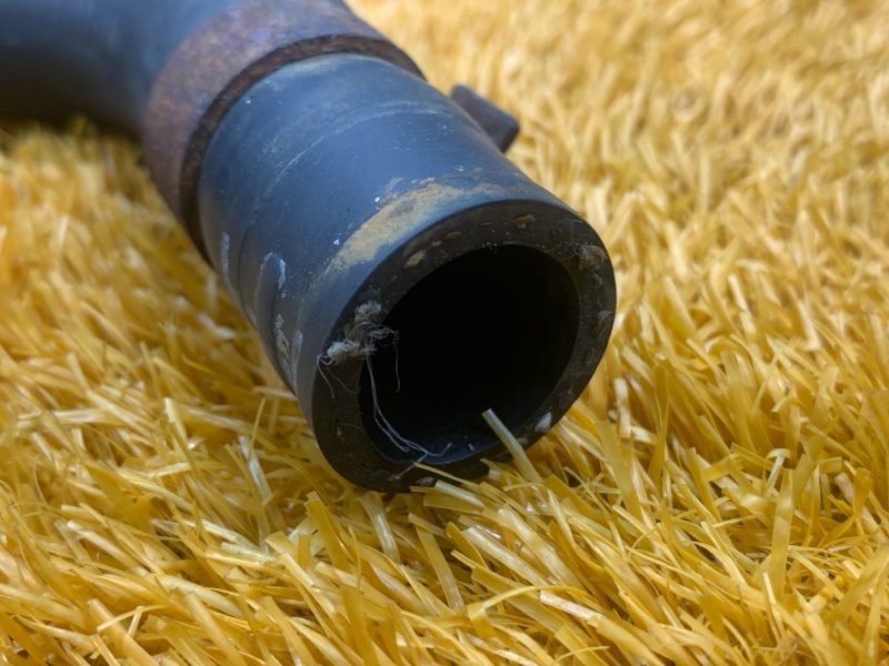 Патрубок системы охлаждения, 500 рублей, Красноярск