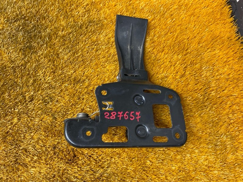 замок капота, 1500 рублей, Красноярск