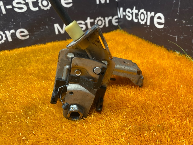 Педаль стояночного тормоза, 1000 рублей, Красноярск