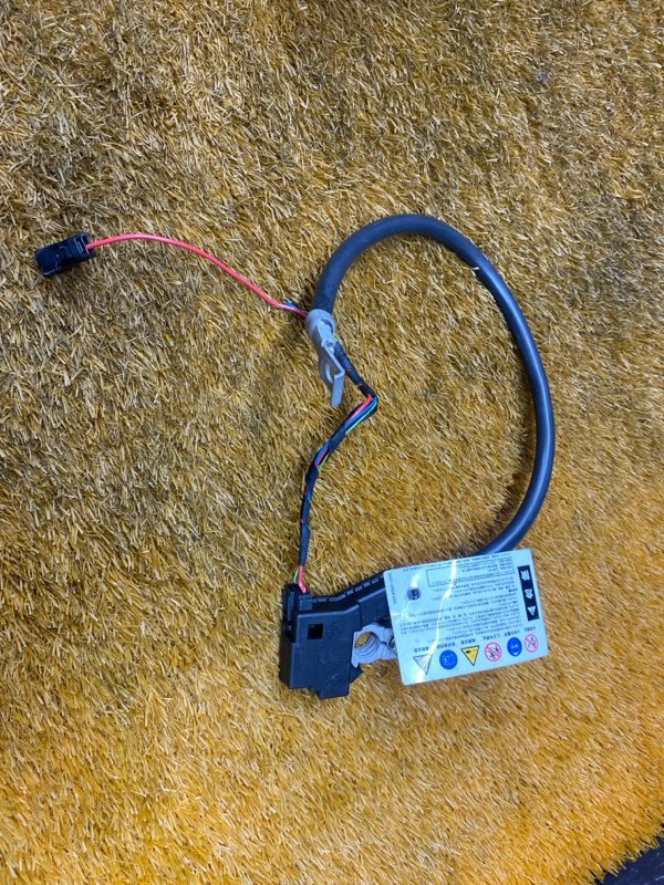 Клемма аккумулятора минус, 1000 рублей, Красноярск