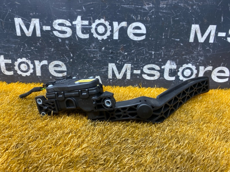 педаль газа, 500 рублей, Красноярск