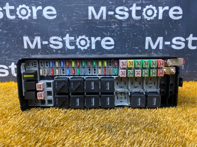 блок предохранителей, 2000 рублей, Красноярск