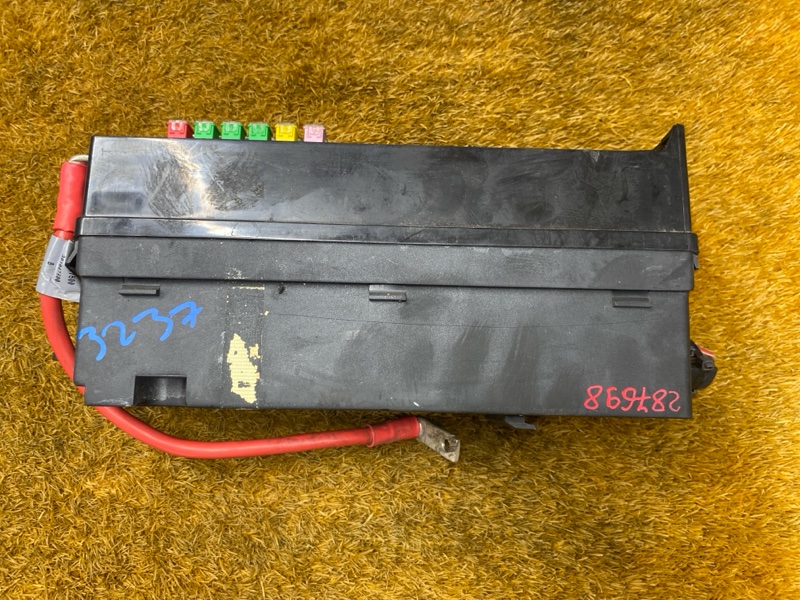 блок предохранителей, 2000 рублей, Красноярск