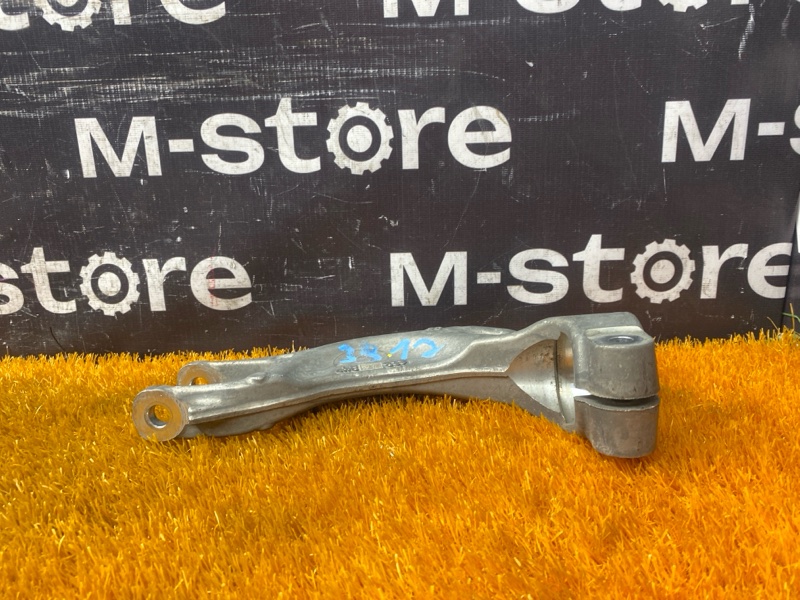 Кронштейн амортизатора, 5000 рублей, Красноярск