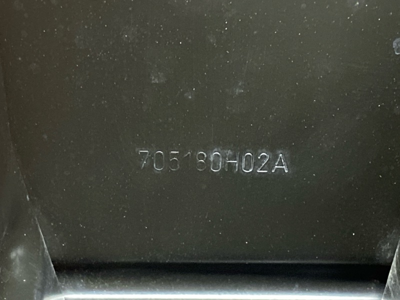 крепление бампера, 300 рублей, Красноярск