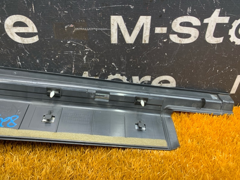 Накладка на порог салона, 800 рублей, Красноярск