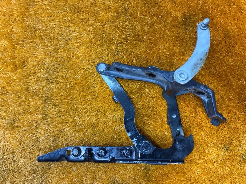 петля капота, 2000 рублей, Красноярск