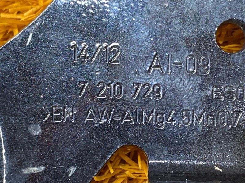 петля капота, 2500 рублей, Красноярск