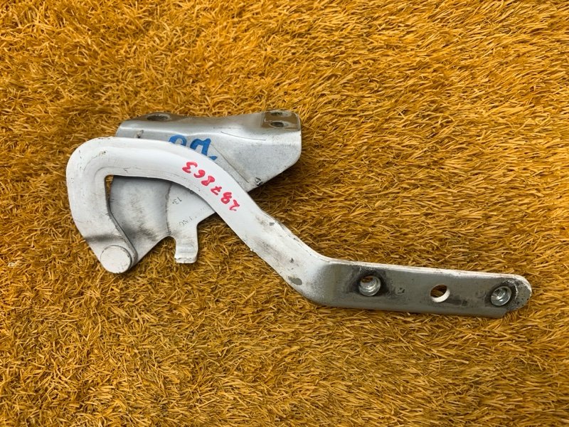 петля капота, 1200 рублей, Красноярск