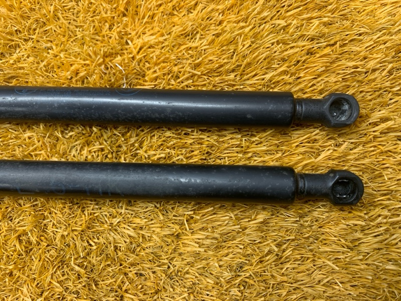 амортизатор багажника, 1000 рублей, Красноярск