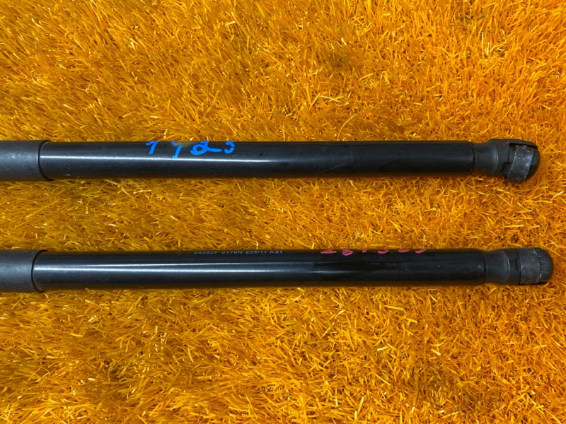 амортизатор капота, 1500 рублей, Красноярск