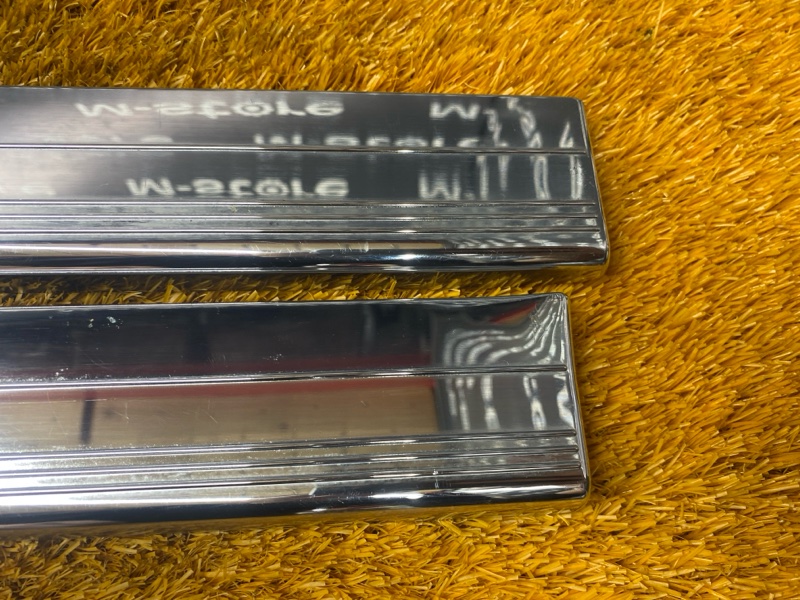 Накладка на порог салона, 3000 рублей, Красноярск