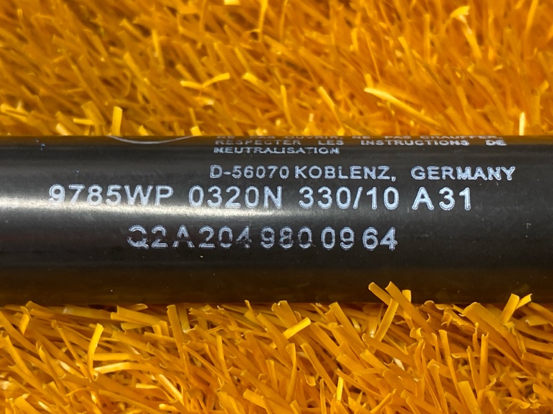 амортизатор капота, 1000 рублей, Красноярск