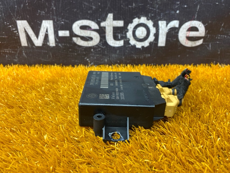 блок управления парктроником, 2000 рублей, Красноярск