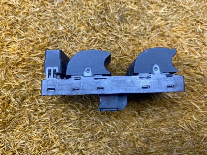 Блок управления стеклоподъемниками, 2500 рублей, Красноярск