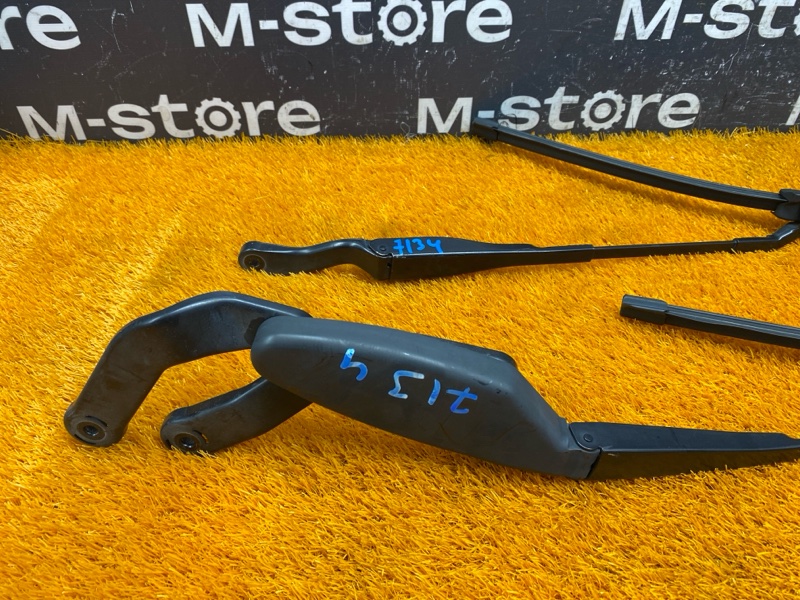 поводок стеклоочистителя, 500 рублей, Красноярск